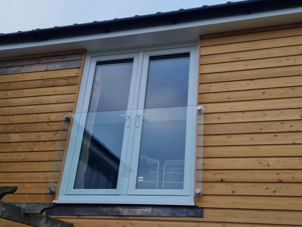 LINIAR FRENCH DOORS